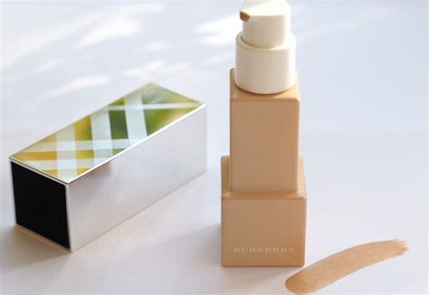 burberry cashmere foundation porcelain|burberry bright glow foundation.